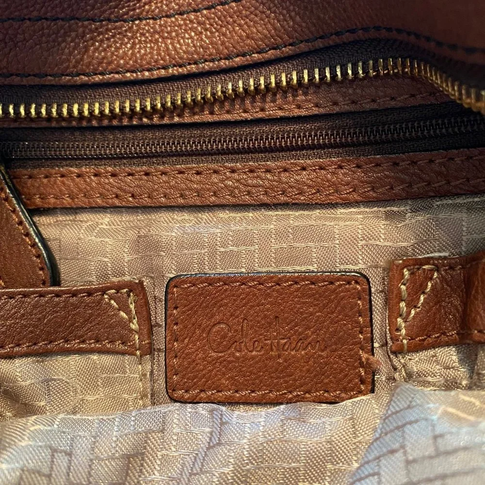 Cole Haan medium size hobo bag- chestnut brown leather and gold metal trim - Picture 4 of 7